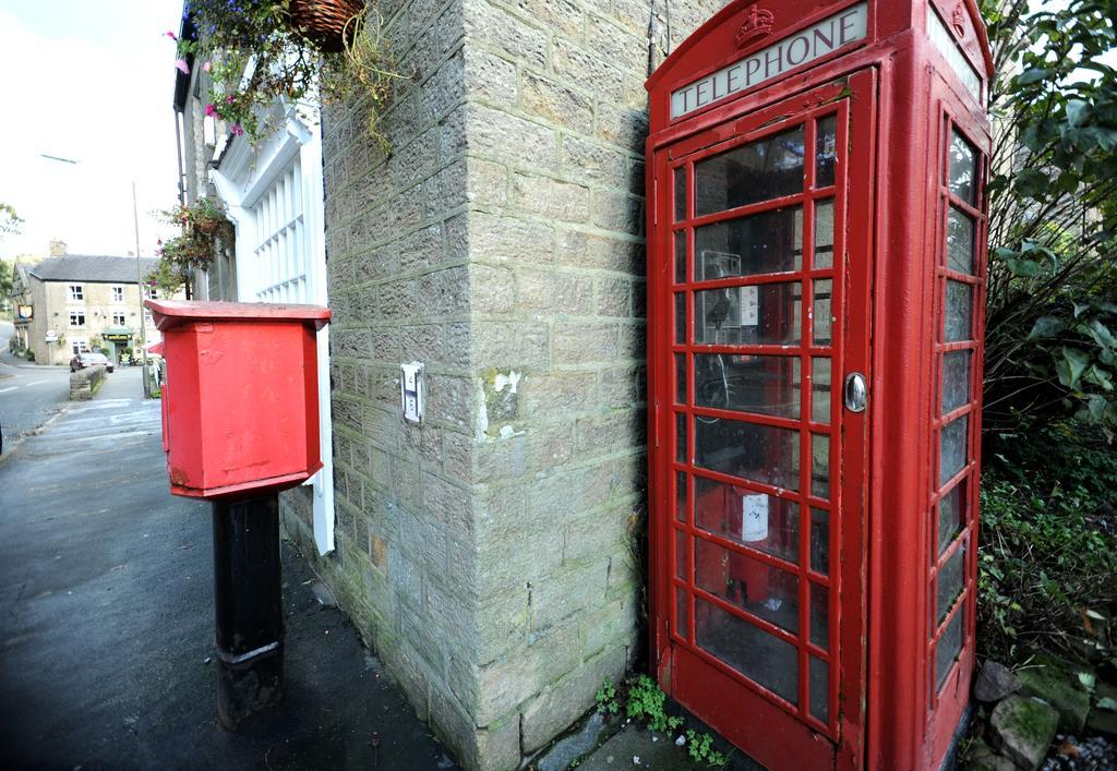 Queens Arms Country Inn Glossop Exterior foto