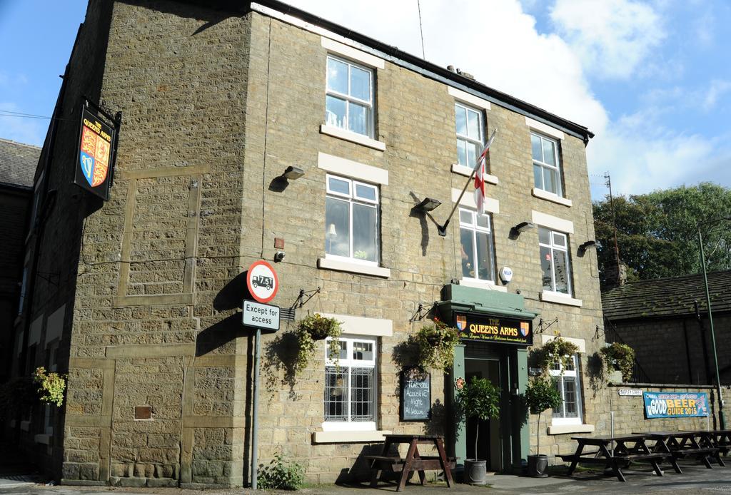 Queens Arms Country Inn Glossop Exterior foto